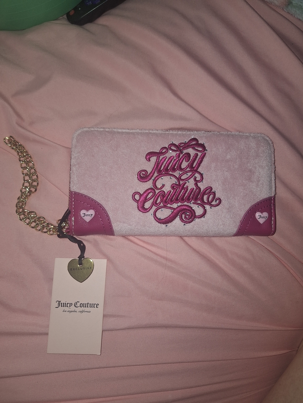 EXCLUSIVE Juicy Couture Pink Velvet Wristlet Wallet